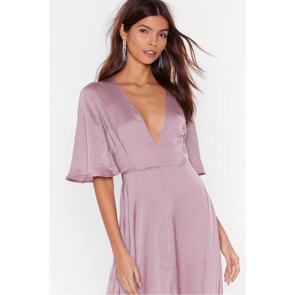 Nasty Gal Give it a Whirl Plunging Dress - Picture 3 of 6